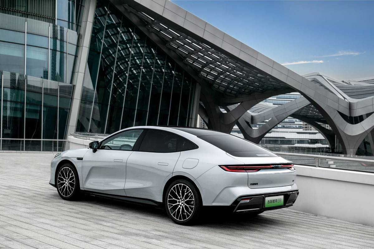 吉利銀河E8:兩次斬獲世界級設計大獎,原來技術控還能談顏值