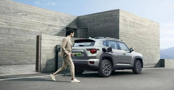 捷途山海T2和哈弗大狗Hi4版誰更適合玩輕越野?