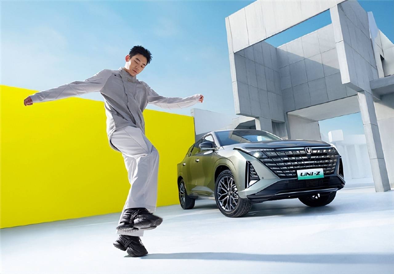 別只盯著宋PLUS,12萬(wàn)的長(zhǎng)安UNI-Z性價(jià)比更高
