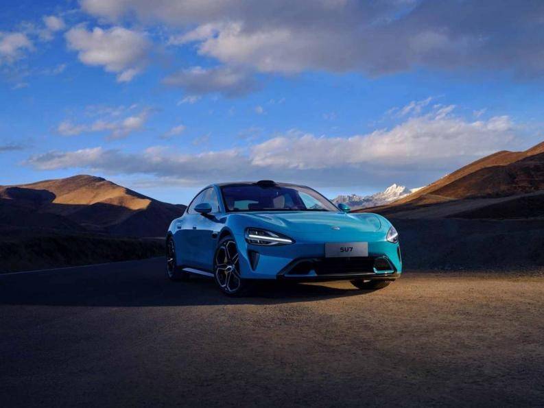 比亞迪宋L與小米SU7孰美?原創國潮VS高仿超跑