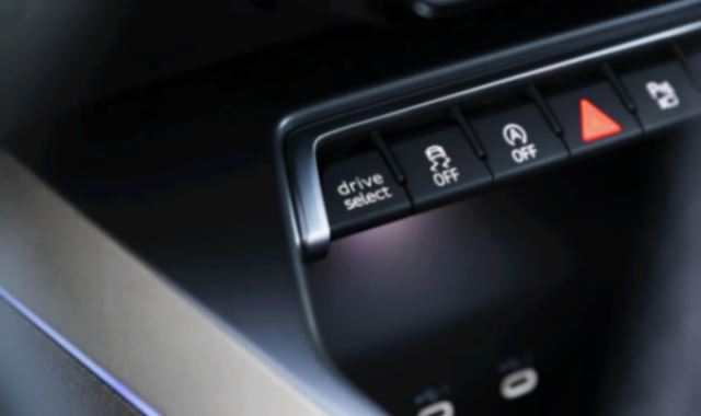 新款奧迪S3發布 “燈廠”又開始玩燈 機械性能更接近老款RS 3