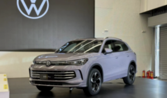 途觀L Pro首發(fā),懷擋+副駕屏,奧迪都不敢這么整