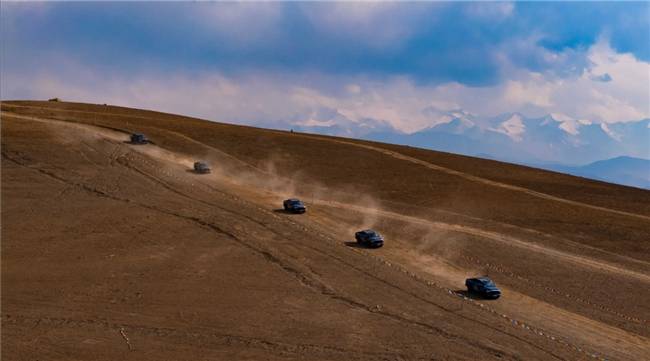 245馬力+采埃孚8AT,12.98萬起!火星7 Pro 汽油版珠峰燃“擎”上市