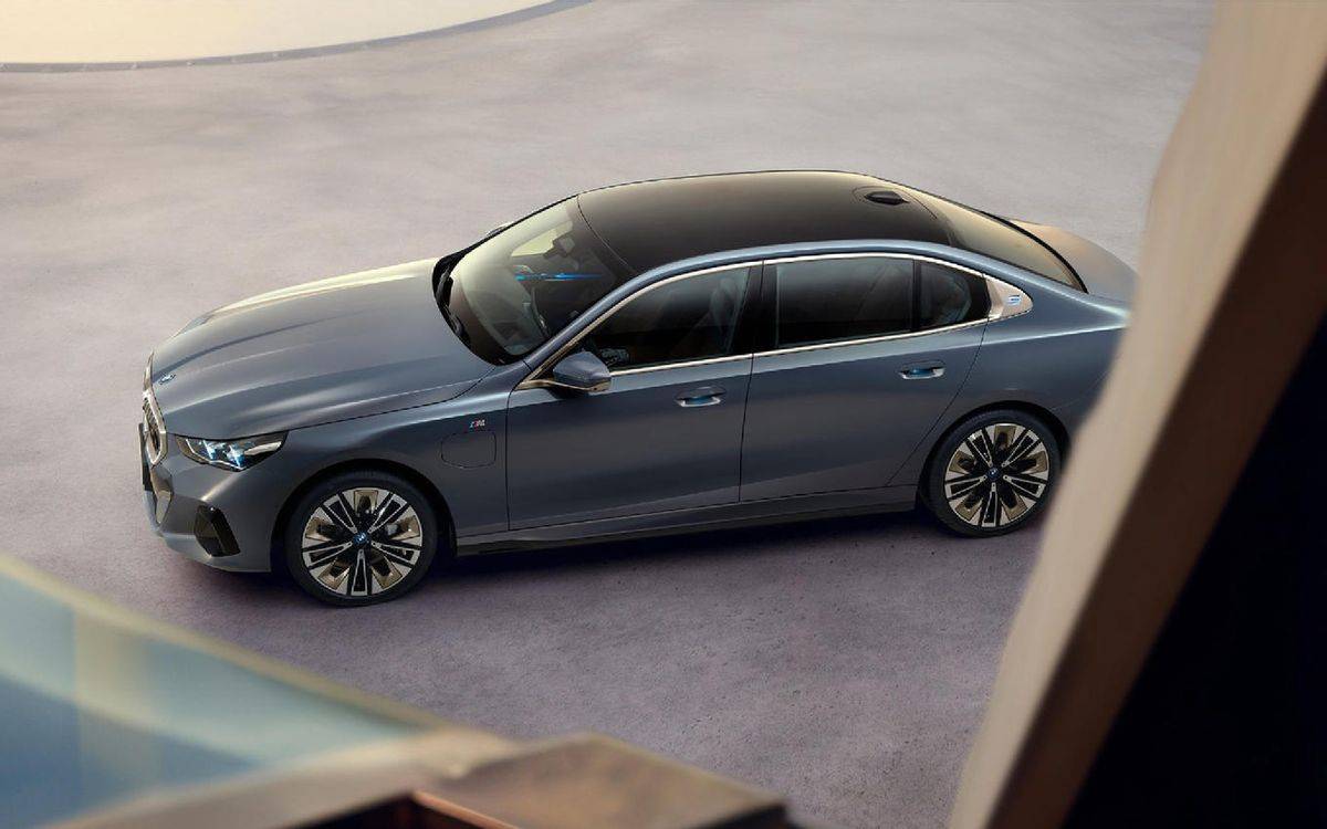 剛換代就失敗?寶馬5系三月銷量不足4千,都是外觀惹的禍?