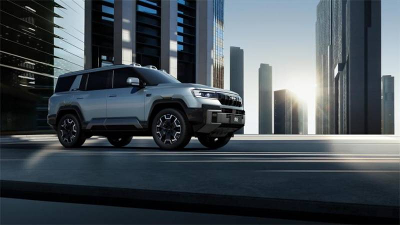 汽車界“文藝復興”來了!方程豹產品矩陣齊亮相