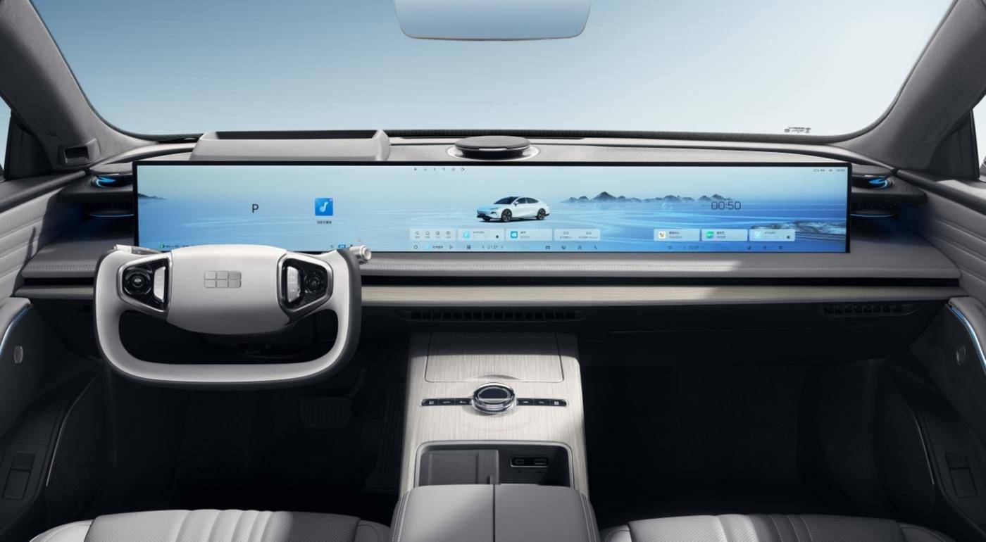 16-22萬級必看吉利銀河E8,兩款龍騰版強勢來襲