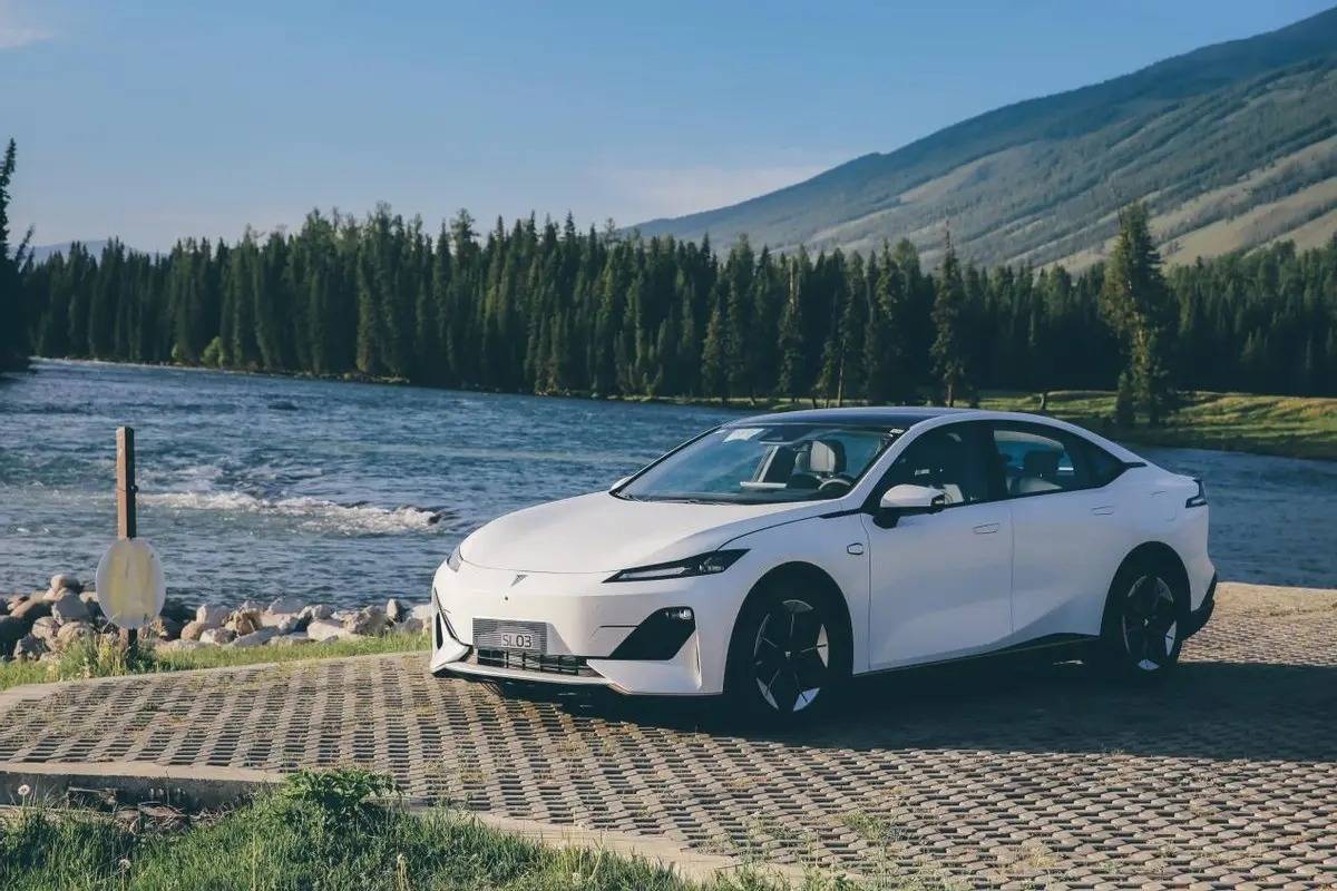 馬自達(dá)6宣布回歸,通電,但依然是大后驅(qū)!