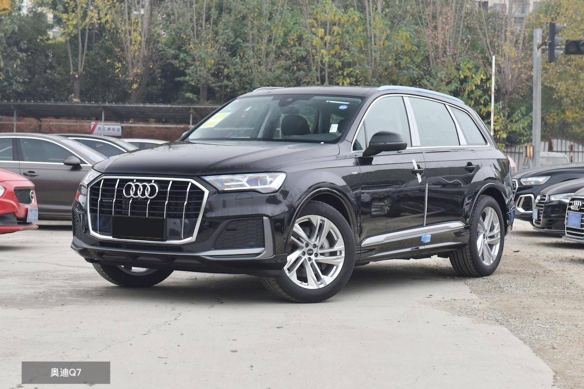 預(yù)算60萬買豪華SUV,林肯飛行家對比奧迪Q7,究竟誰更勝一籌?