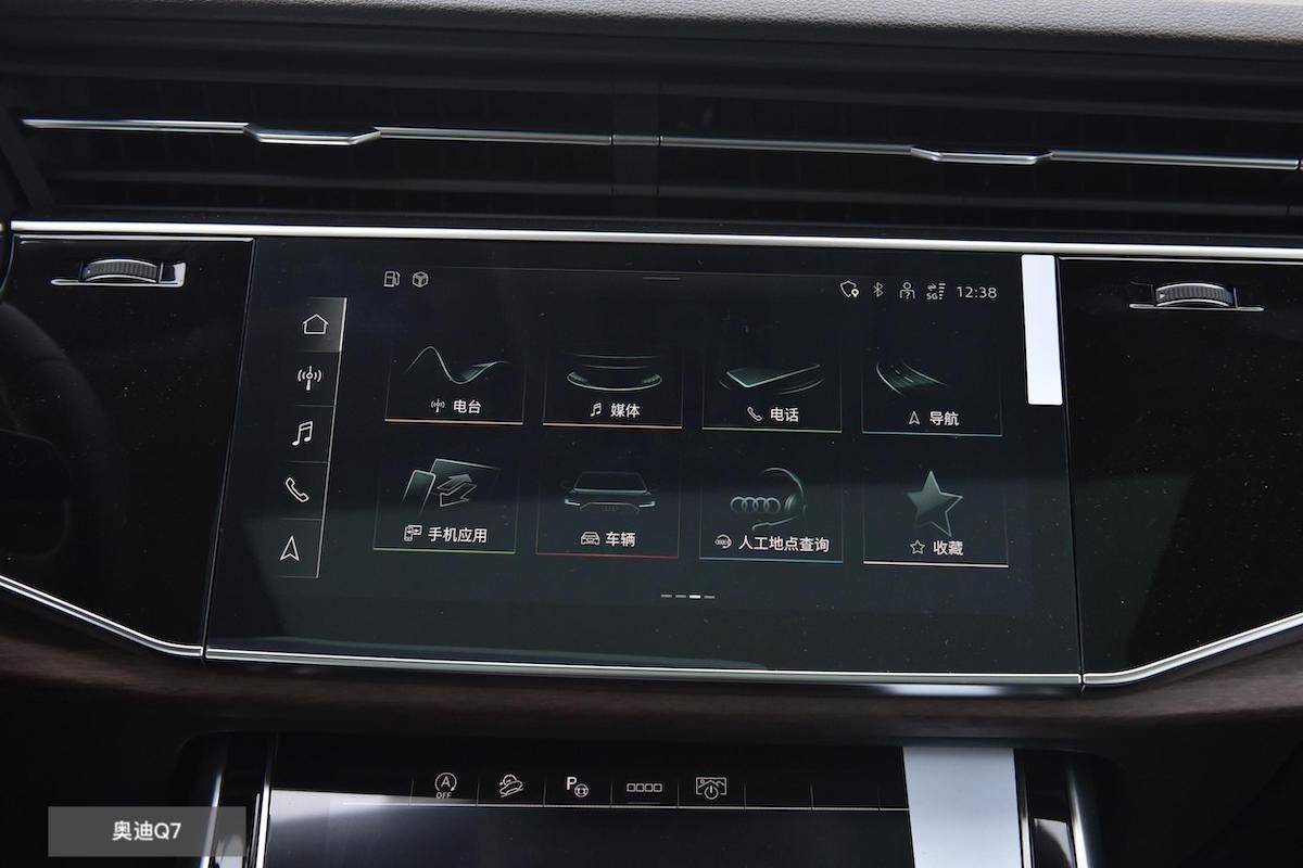 預(yù)算60萬買豪華SUV,林肯飛行家對比奧迪Q7,究竟誰更勝一籌?