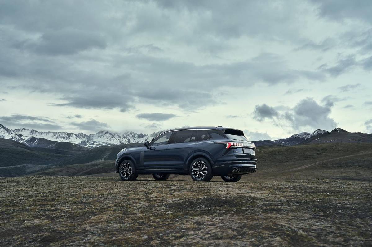 領克09 MHEV四驅全球版實力登場 限時專享價23.58萬元