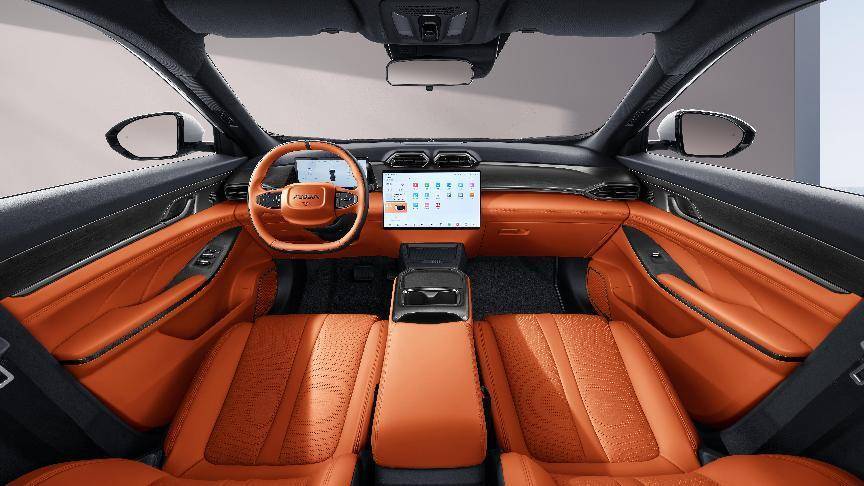 中國首個續航突破2000km的混動SUV風神L7開售 12.89萬起