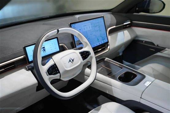 東風(fēng)奕派北京車展再上新,eπ008 預(yù)售五小時訂單破萬