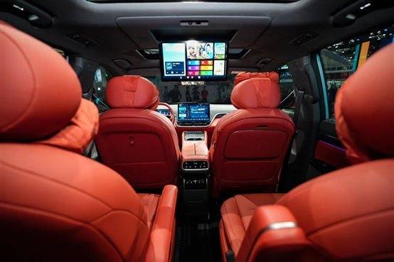 東風(fēng)奕派北京車展再上新,eπ008 預(yù)售五小時訂單破萬