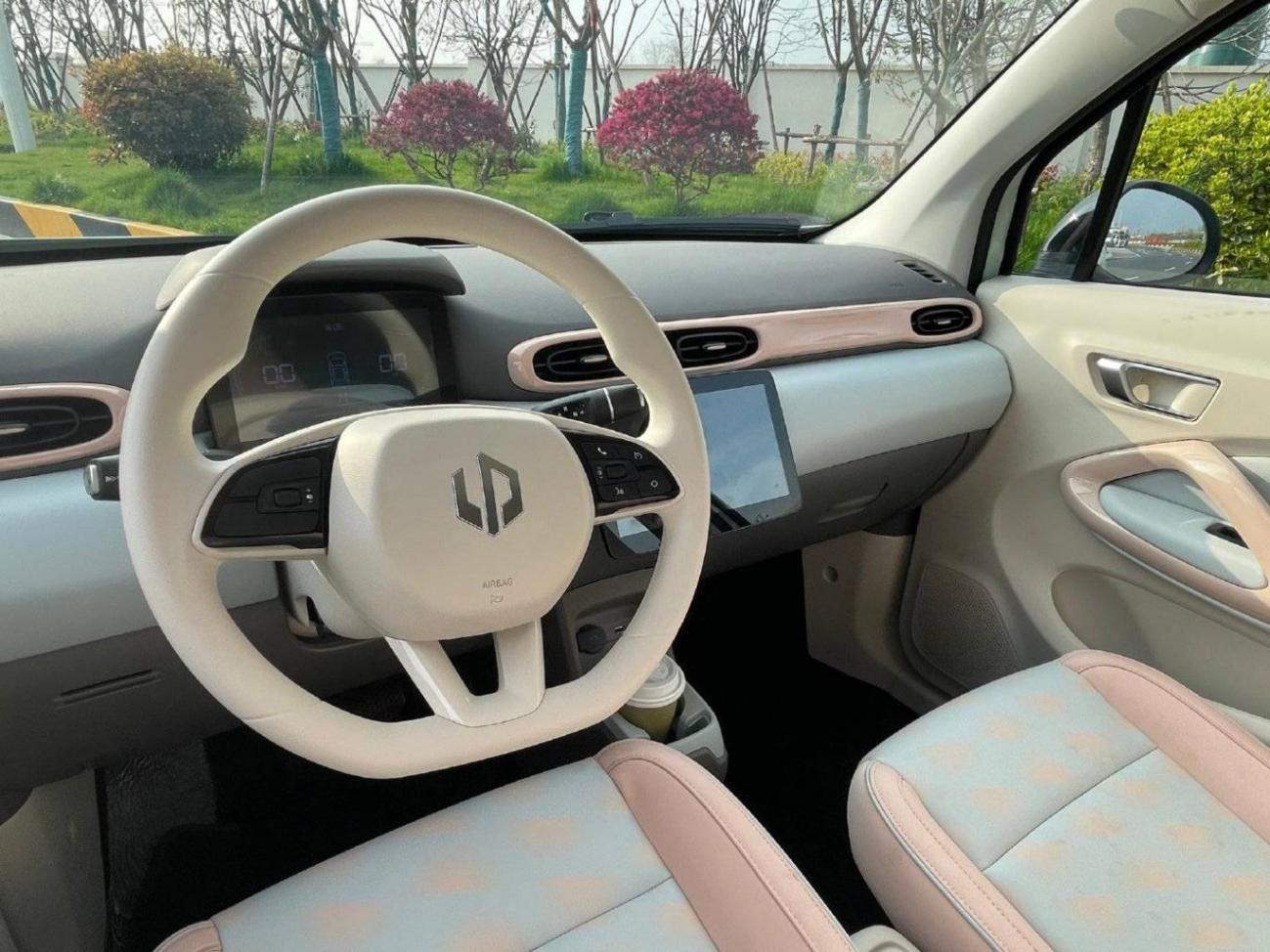 好看好開性價比還高,零跑T03真的是通勤代步好選擇