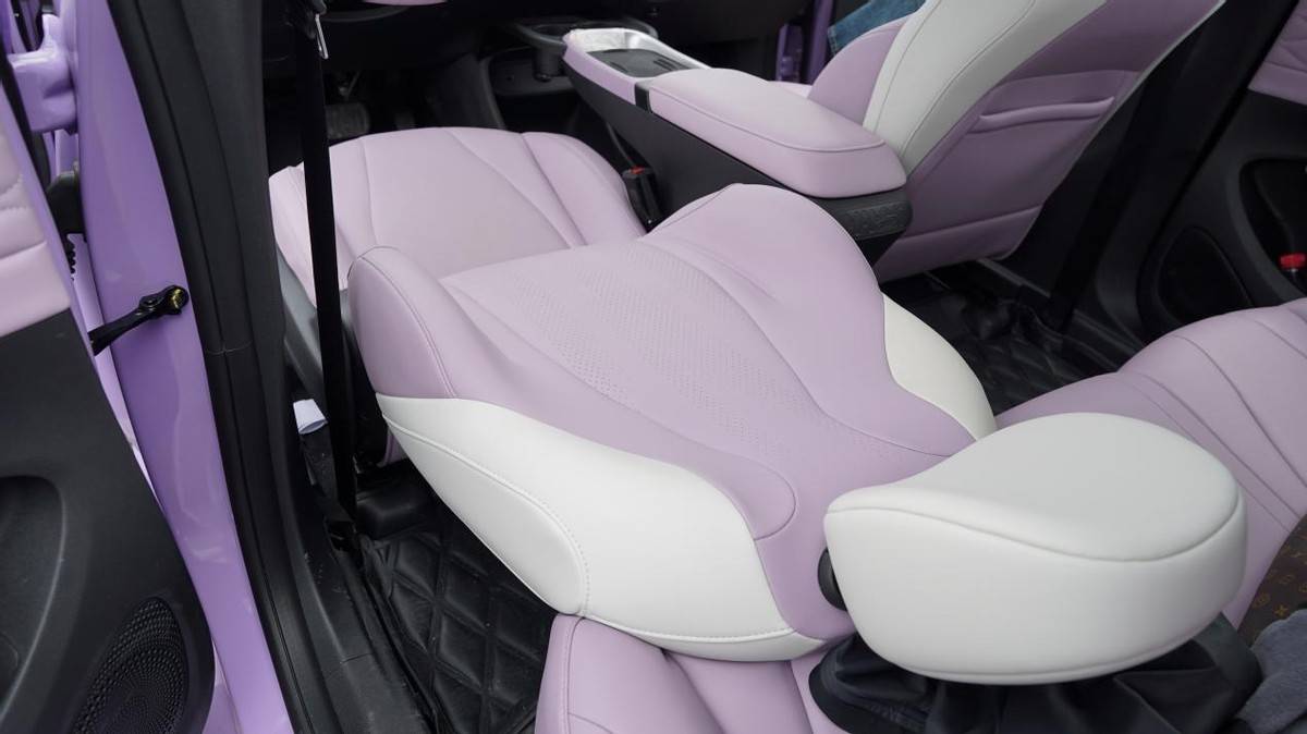 智能遙控泊車+L2級智駕輔助!十萬級的東風納米01太卷了