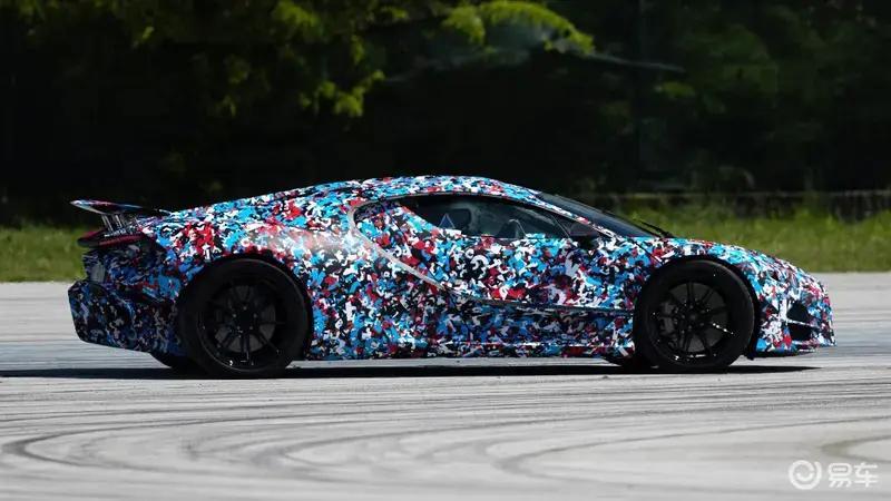 布加迪Chiron Super Sport “55 1of1”官圖 紀念首款SS車型