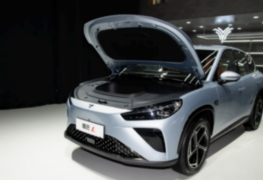 純電版哪吒L開啟預售,全系510公里續航,冰箱彩電沙發俱全