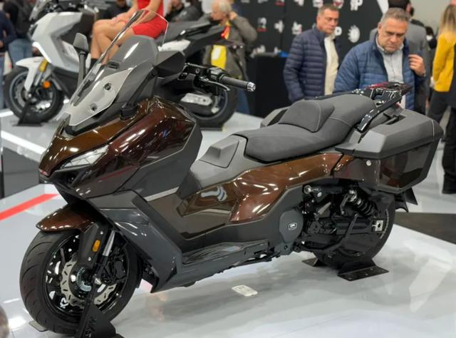 半個月內亮相四五十款新車！｜11月行業大事件回顧（上）-有駕