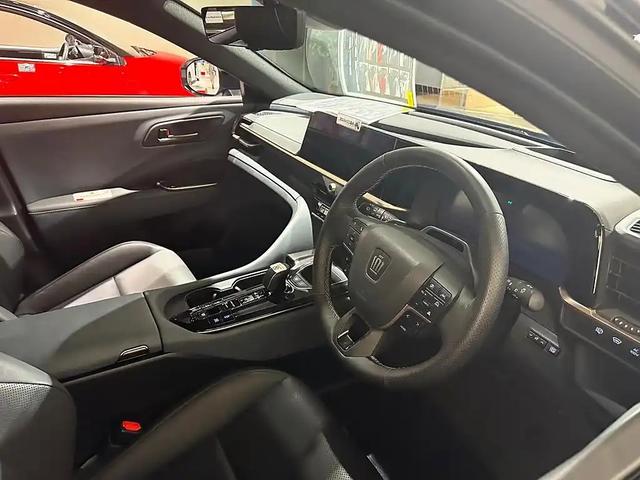 豐田皇冠SUV終于登場，混動引擎更給力，霸氣側(cè)漏-有駕