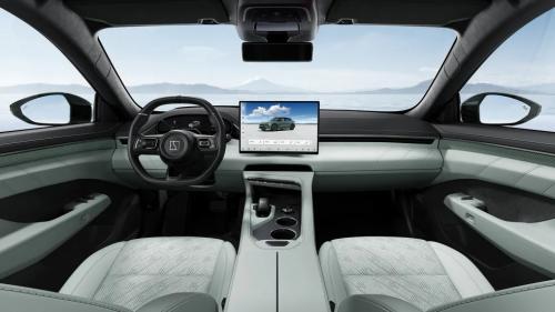 極氪001 2025：智能系統與性能配置升級，全面提升出行體驗-有駕