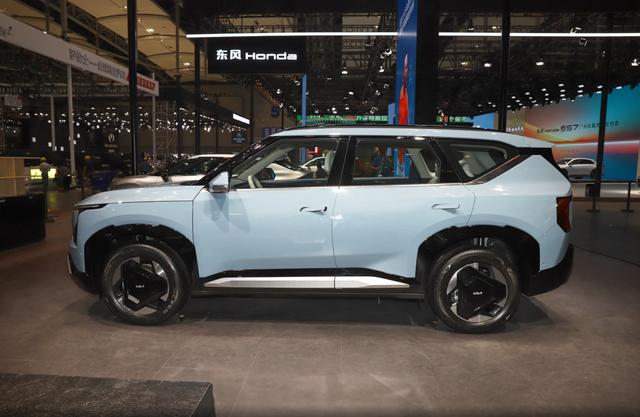 14.98萬起售:2025款起亞EV5 能否改變消費者對于韓系車的認知?-有駕 14.98萬起售:2025款起亞EV5 能否改變消費者對于韓系車的認知?-有駕