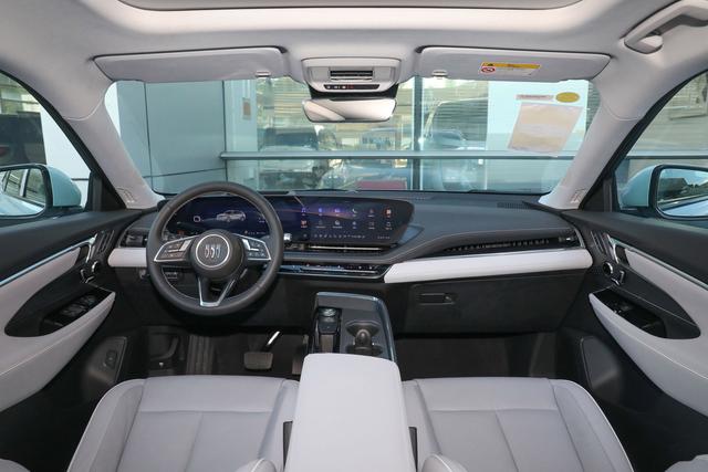 駕馭別克E5,啟程綠色之旅-有駕 駕馭別克E5,啟程綠色之旅-有駕