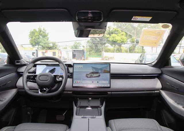 領克08，智駕安全擔當，彎道匝道輕松駕馭-有駕