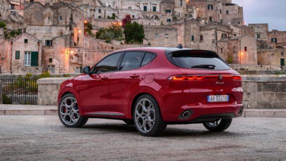 阿爾法經銷商平均每月銷售不到7輛汽車 經銷商感到不安 - 手機中國 -