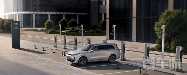 理想汽車宣布超充站將收取&ldquo;超時占用費&rdquo; 12月中旬試運營 - 手機中國 -