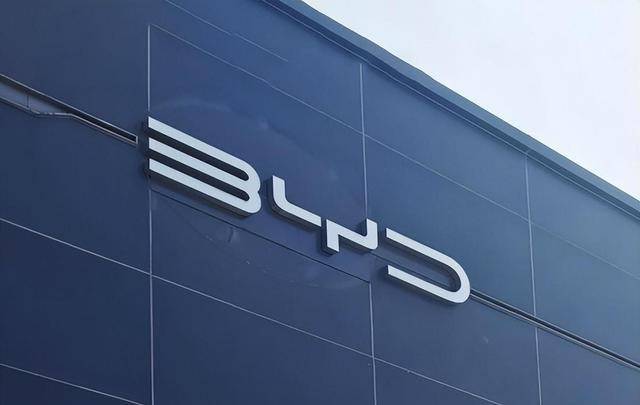 遠超特斯拉!比亞迪銷量一年增至2011億,外媒:抵制電車根本沒有用