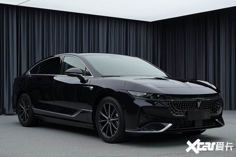 嵐圖明年將推旗艦SUV 華為座艙+智駕加身