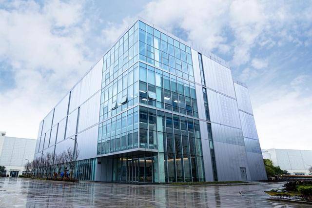 上汽通用2024年逆境重生,2025年智電藍圖蓄勢待發