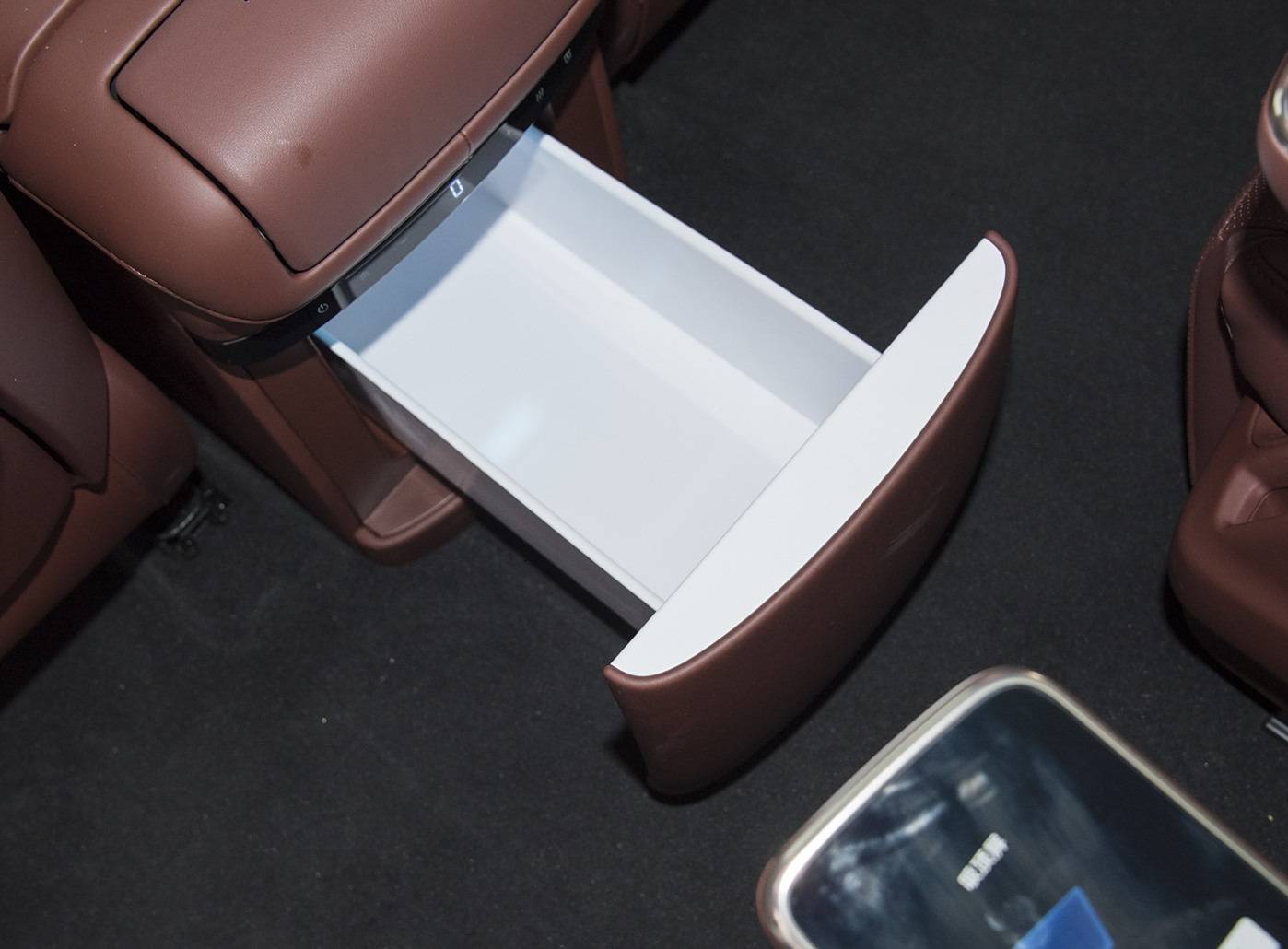 車長超5.1米,外觀大氣,綜合續航超1200km,昊鉑旗艦SUV將上市