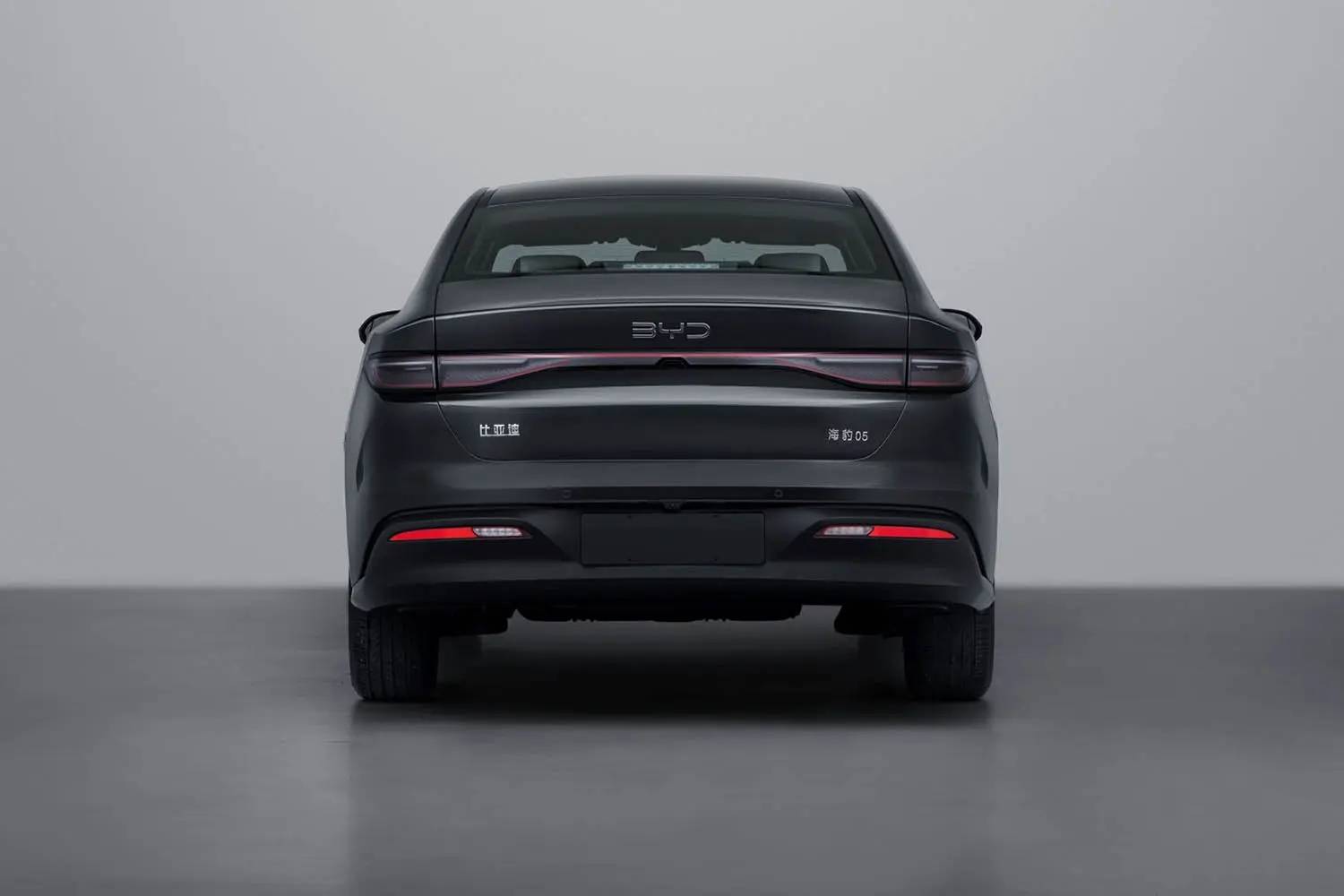 比亞迪海豹05DM-i來了!預售價8.98萬元起,搭載第五代DM混動技術