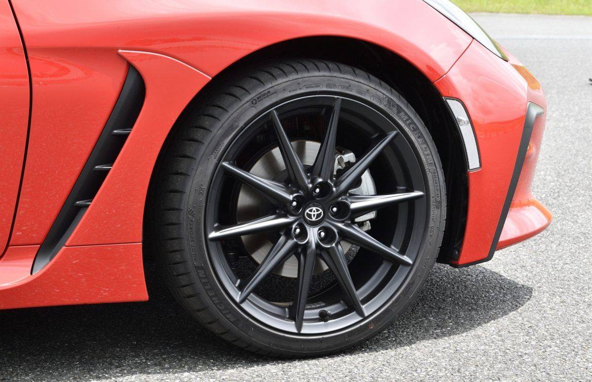 性能提升!豐田宣布對GR86進行軟件升級