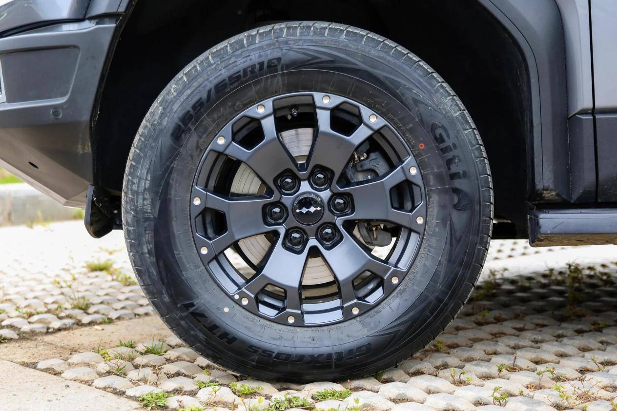 比亞迪硬派SUV,12月賣6406臺,“滿血”版配云輦P+3把鎖 2740cd7ee0d516de7954ae0c3820a4cc~2508x0