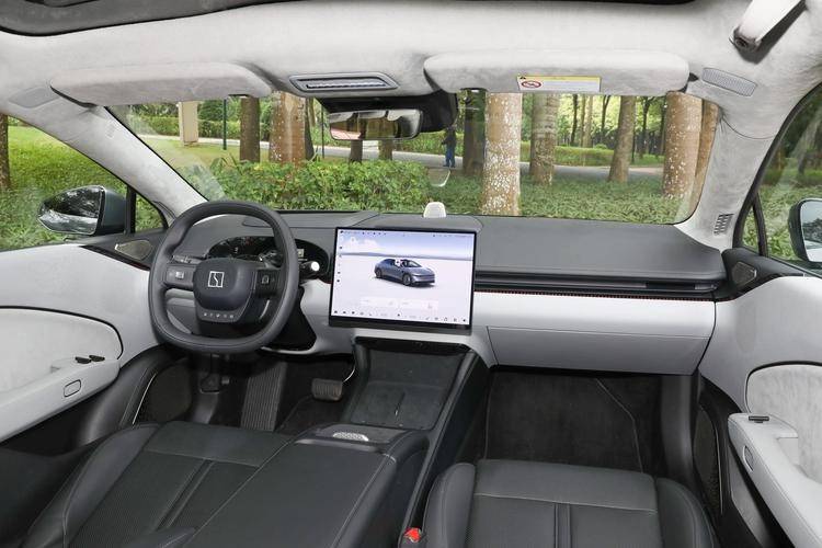 極氪全新獵裝車,800V、2.84s破百,但沒了激光雷達