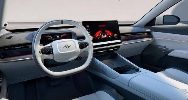 軸距近3米的轎跑車,續航1300km,僅售13萬多,還要啥比亞迪漢?