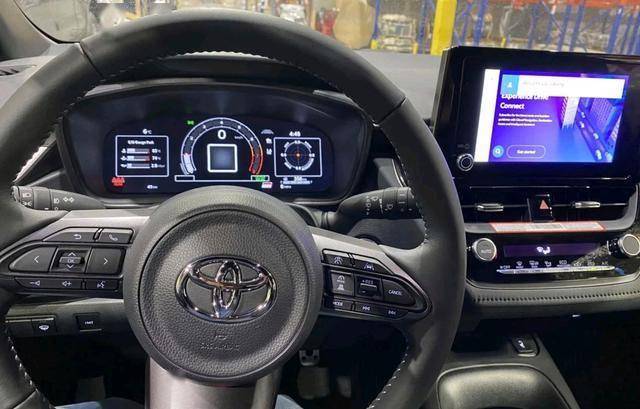 潮范十足極具駕駛樂趣,TOYOTA卡羅拉“兩廂運動版”曝光