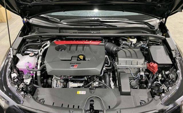 潮范十足極具駕駛樂趣,TOYOTA卡羅拉“兩廂運動版”曝光