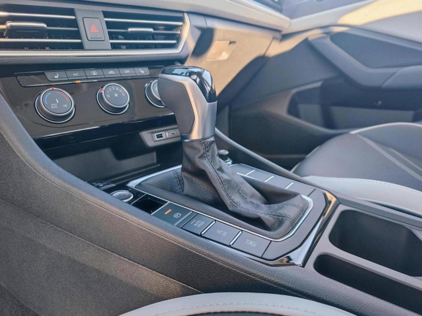 試駕捷達VA7:德系品質與親民價格的完美結合!