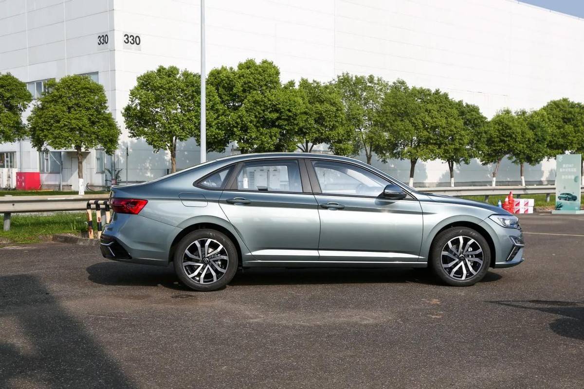 捷達VA7上市,1.4T+7擋干式雙離合,不到10萬起售