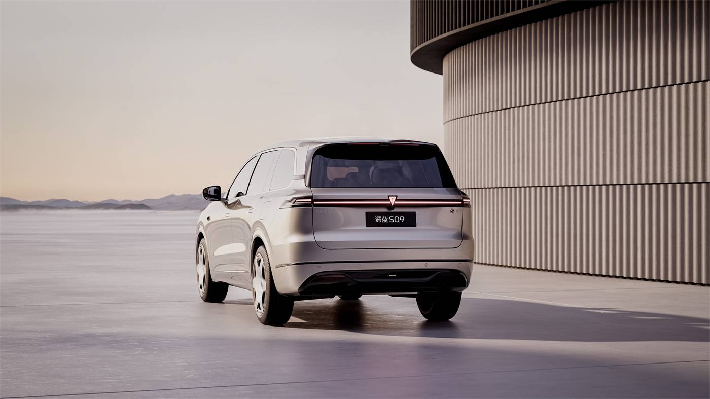 深藍S09入局在即,國產全尺寸SUV將開啟多強爭霸