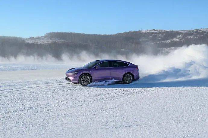 懂車帝冬測純電車型充電速度,廣汽AION S和沃爾沃EM90墊底