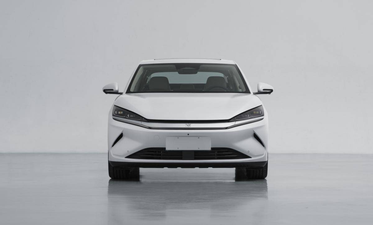 秦L EV申報信息曝光,劍指15萬級中型轎車市場,這實力又穩了