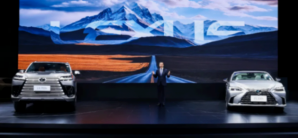 震蕩洗牌之下,雷克薩斯憑什么穩坐進口豪華車冠軍?