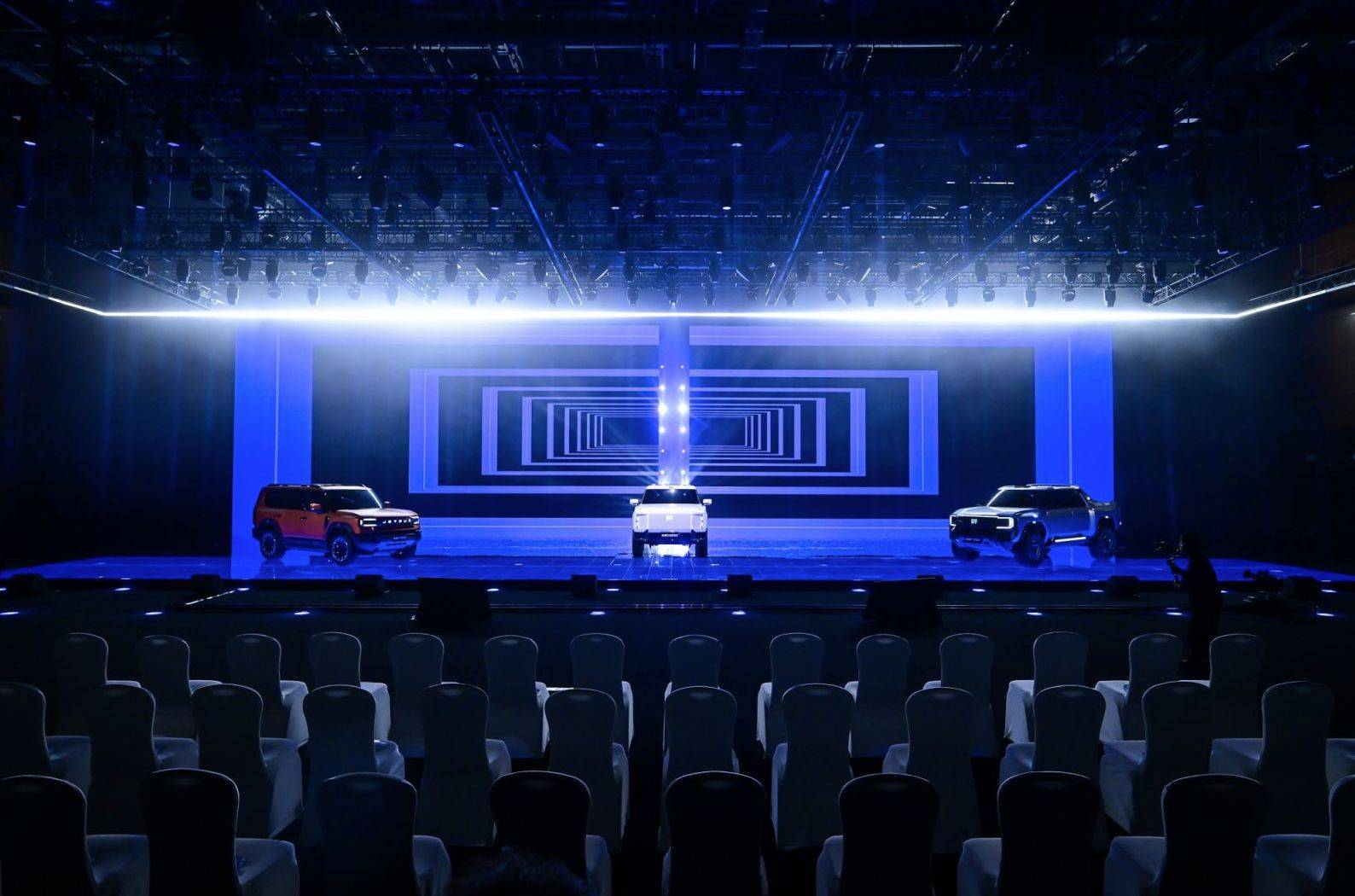 突破技術邊界,重新定義豪華越野,捷途縱橫三車齊發