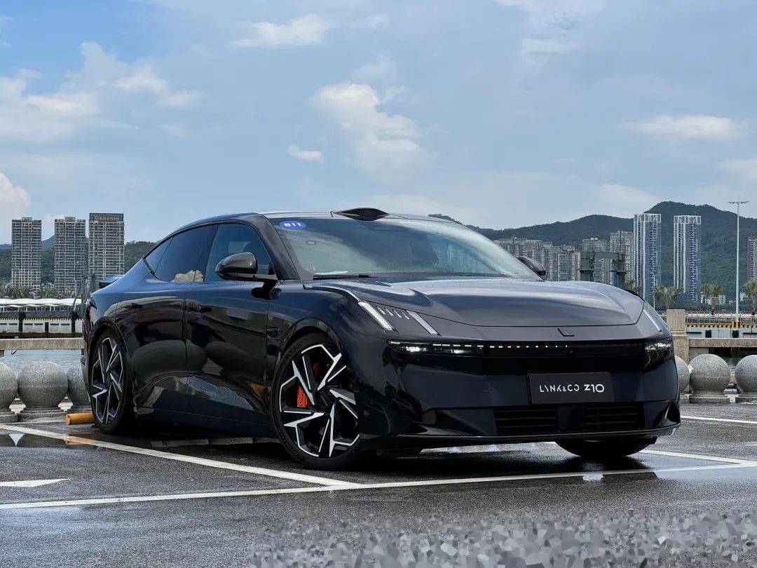 領克、極氪2025新車規劃,3款大型SUV,2款獵裝,極氪混動來了