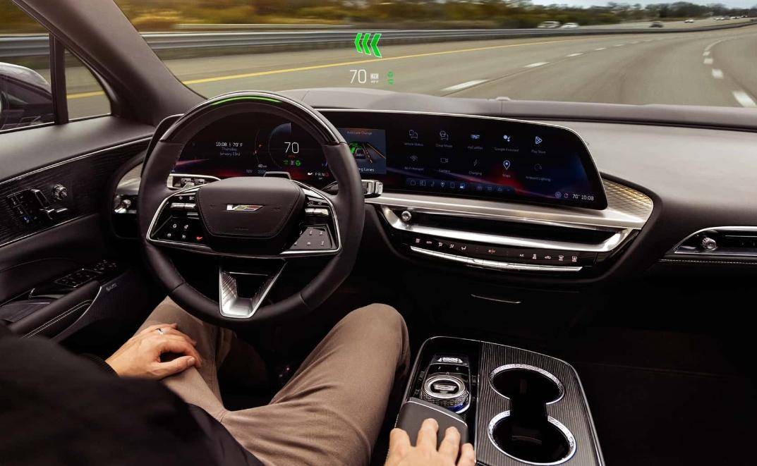 凱迪拉克推純電性能車:中大型SUV+3秒級(jí)零百,或今年引進(jìn)