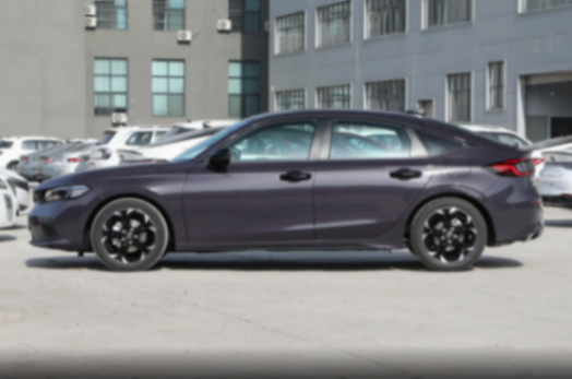 到店體驗(yàn)本田思域,軸距2735mm,182馬力+4輪獨(dú)懸,值得入手嗎?